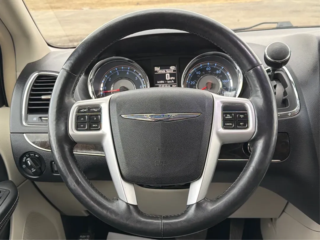 2016 Chrysler Town and Country Touring-L Anniversary Edition (2C4RC1CG8GR) with an Pentastar 3.6L V-6 DOHC engine, located at 401 Woodman Dr, Riverside, OH, 45431, (937) 908-9800, 39.760899, -84.123421 - Experience the ultimate in family-friendly transportation with the 2016 Chrysler Town and Country, available now at Advantage Car and Credit in Riverside, OH! This exceptional passenger van is perfect for those seeking both versatility and comfort, making it an ideal choice for growing families, w - Photo#16