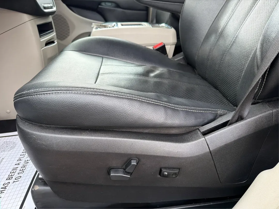 2016 Chrysler Town and Country Touring-L Anniversary Edition (2C4RC1CG8GR) with an Pentastar 3.6L V-6 DOHC engine, located at 401 Woodman Dr, Riverside, OH, 45431, (937) 908-9800, 39.760899, -84.123421 - Experience the ultimate in family-friendly transportation with the 2016 Chrysler Town and Country, available now at Advantage Car and Credit in Riverside, OH! This exceptional passenger van is perfect for those seeking both versatility and comfort, making it an ideal choice for growing families, w - Photo#18