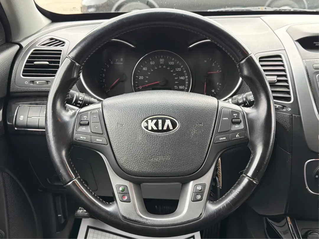 2014 Kia Sorento LX (5XYKTDA63EG) with an 2.4L I-4 gasoline direct injection engine, located at 1184 Kauffman Ave, Fairborn, OH, 45324, (937) 908-9800, 39.807072, -84.030914 - ### Discover Adventure with the 2014 Kia Sorento LX at Advantage Car and Credit<br /> <br /> Are you ready to elevate your family outings, weekend adventures, or daily commutes? The 2014 Kia Sorento LX is the perfect SUV to match your dynamic lifestyle, offering practicality without sacrificing styl - Photo#16