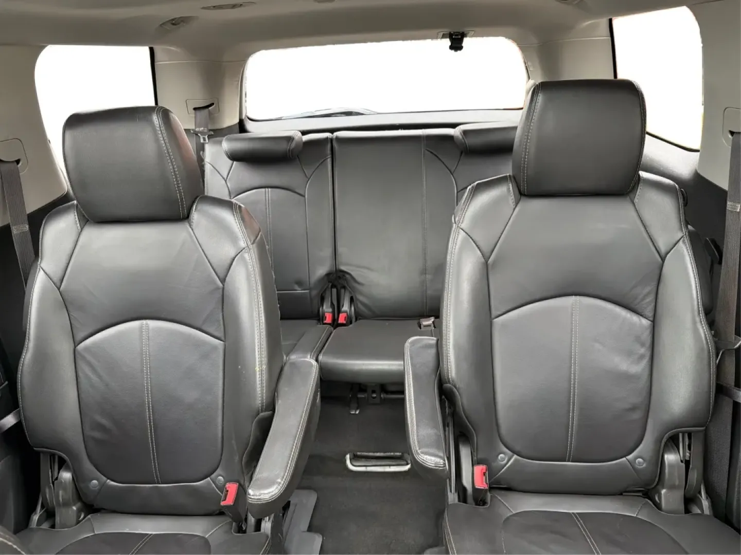 2014 GMC Acadia SLT-1 (1GKKVRKDXEJ) with an 3.6L V-6 gasoline direct injection engine, located at 8750 N County Rd 25A, Piqua, OH, 45356, (937) 908-9800, 40.164391, -84.232513 - **Discover Your Adventure with the 2014 GMC Acadia SLT-1 at Advantage Car and Credit - Piqua!**<br /> <br /> Are you ready for your next family road trip or weekend adventure? The 2014 GMC Acadia SLT-1 is the perfect SUV to elevate your lifestyle, combining spacious comfort and advanced features to - Photo#14