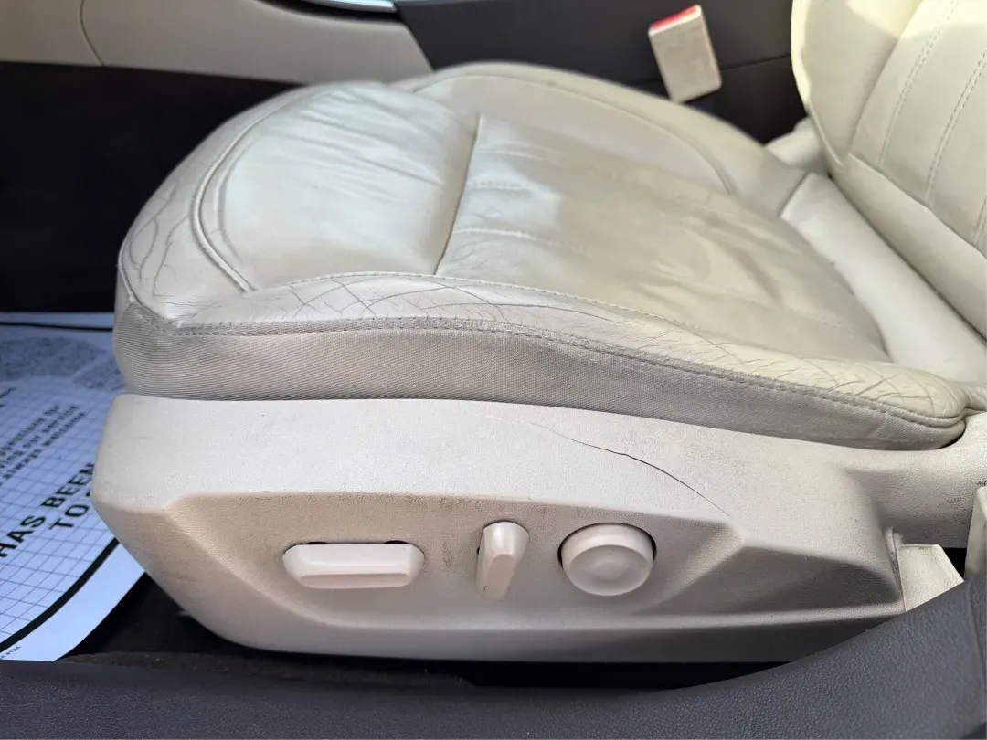 2013 Buick Regal Turbo - Premium 1 (2G4GS5EV4D9) with an ECOTEC 2L I-4 gasoline direct injection engine, located at 1184 Kauffman Ave, Fairborn, OH, 45324, (937) 908-9800, 39.807072, -84.030914 - **Discover the Perfect Blend of Comfort and Performance with the 2013 Buick Regal Turbo Premium 1!**<br /> <br /> Are you in the market for a vehicle that combines luxury, performance, and practicality? Look no further than the stunning 2013 Buick Regal Turbo Premium 1, available now at Advantage Ca - Photo#18