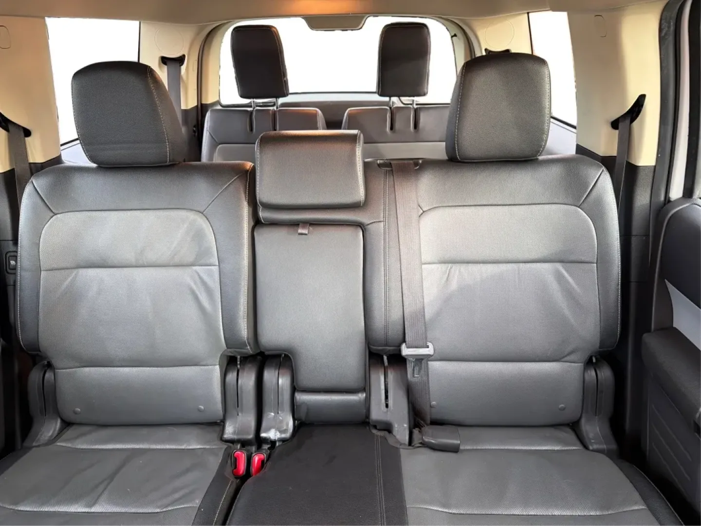 2014 Ford Flex SEL (2FMGK5C83EB) with an 3.5L V-6 DOHC engine, located at 401 Woodman Dr, Riverside, OH, 45431, (937) 908-9800, 39.760899, -84.123421 - **Explore the Open Road with Confidence: 2014 Ford Flex SEL at Advantage Car and Credit**<br /> <br /> Are you searching for the perfect vehicle to accommodate your active lifestyle? Look no further! The 2014 Ford Flex SEL is not just a car; it's a gateway to unforgettable family road trips, weekend - Photo#14