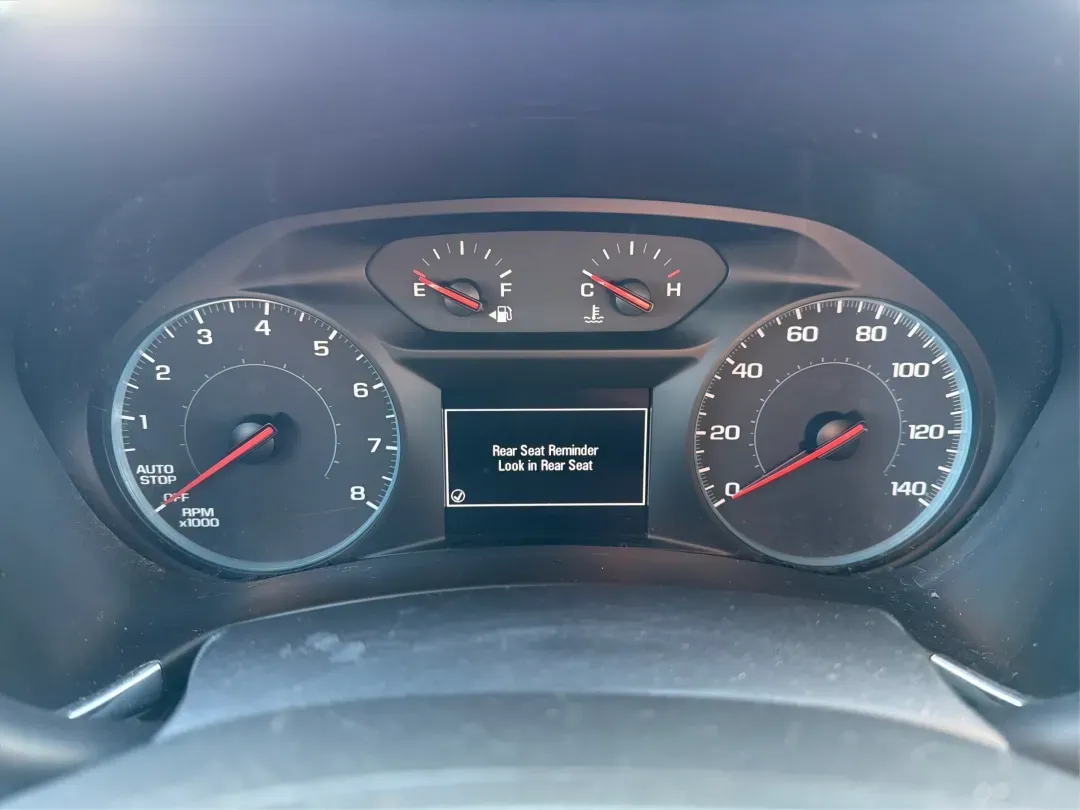 2018 Chevrolet Equinox LT (3GNAXJEV9JL) with an 1.5L I-4 gasoline direct injection engine, located at 4508 South Dixie Dr, Moraine, OH, 45439, (937) 908-9800, 39.689976, -84.218452 - Experience the perfect balance of style, comfort, and functionality with the 2018 Chevrolet Equinox LT, available now at Advantage Car and Credit in Moraine, OH. This SUV is not just a vehicle; it's your companion for weekend getaways, school runs, and daily commutes. With a spacious interior design - Photo#15