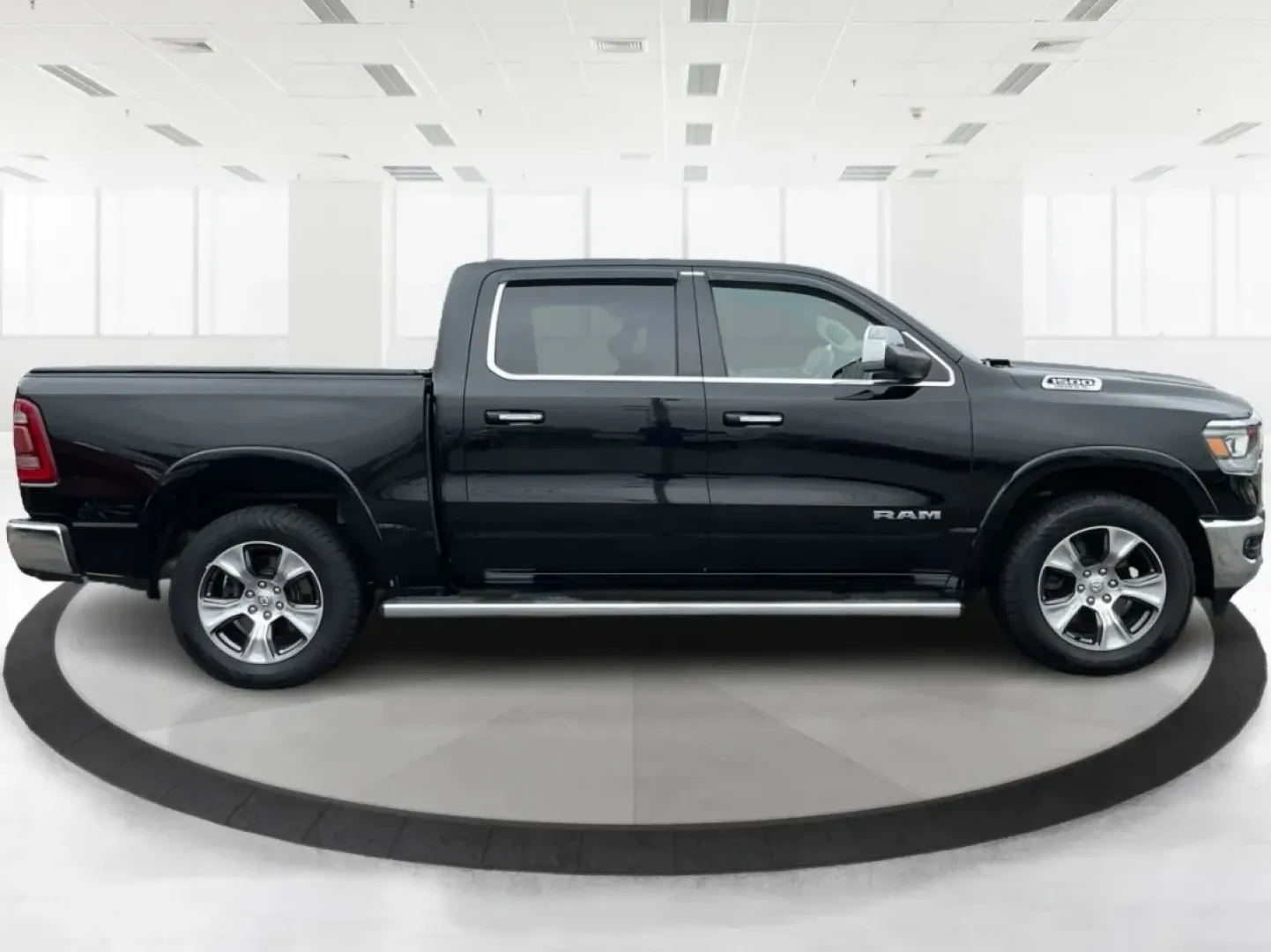 2019 Ram 1500 Laramie Crew Cab SWB 4WD (1C6SRFJT5KN) with an 5.7L V8 OHV 16V engine, 8-Speed Automatic transmission, located at 401 Woodman Dr, Riverside, OH, 45431, (937) 908-9800, 39.760899, -84.123421 - **Unleash Your Adventures with the 2019 Ram 1500 Laramie Crew Cab Perfect for Work and Play!**<br /> <br /> Are you ready to elevate your daily driving experience? Look no further than this stunning 2019 Ram 1500 Laramie Crew Cab, a vehicle designed to enhance your lifestyle whether you're commutin - Photo#1