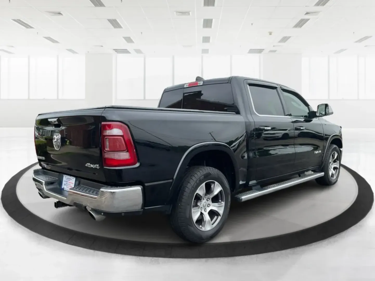 2019 Ram 1500 Laramie Crew Cab SWB 4WD (1C6SRFJT5KN) with an 5.7L V8 OHV 16V engine, 8-Speed Automatic transmission, located at 401 Woodman Dr, Riverside, OH, 45431, (937) 908-9800, 39.760899, -84.123421 - **Unleash Your Adventures with the 2019 Ram 1500 Laramie Crew Cab Perfect for Work and Play!**<br /> <br /> Are you ready to elevate your daily driving experience? Look no further than this stunning 2019 Ram 1500 Laramie Crew Cab, a vehicle designed to enhance your lifestyle whether you're commutin - Photo#2