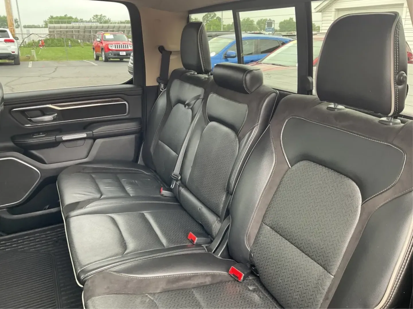 2019 Ram 1500 Laramie Crew Cab SWB 4WD (1C6SRFJT5KN) with an 5.7L V8 OHV 16V engine, 8-Speed Automatic transmission, located at 401 Woodman Dr, Riverside, OH, 45431, (937) 908-9800, 39.760899, -84.123421 - **Unleash Your Adventures with the 2019 Ram 1500 Laramie Crew Cab Perfect for Work and Play!**<br /> <br /> Are you ready to elevate your daily driving experience? Look no further than this stunning 2019 Ram 1500 Laramie Crew Cab, a vehicle designed to enhance your lifestyle whether you're commutin - Photo#10