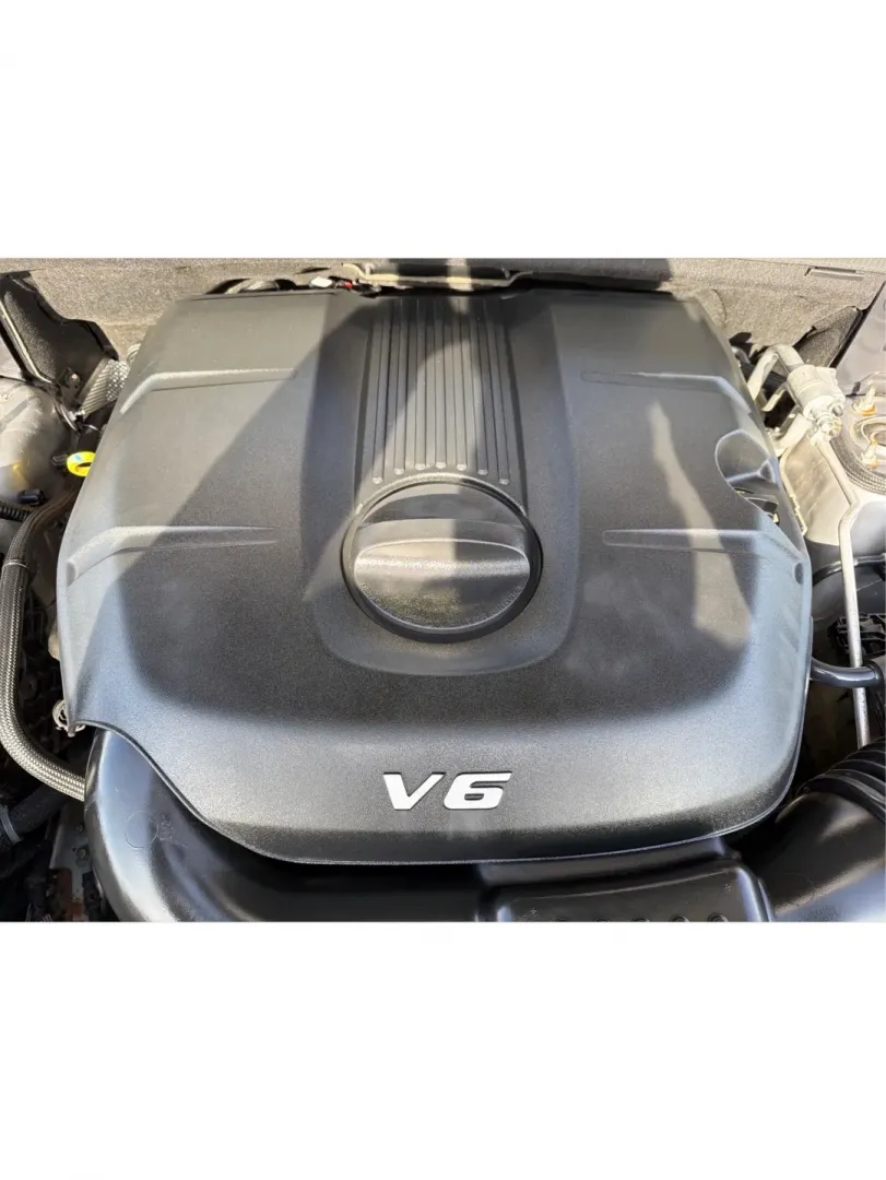 2014 Jeep Grand Cherokee Laredo (1C4RJEAG9EC) with an 3.6L V-6 DOHC engine, located at 1184 Kauffman Ave, Fairborn, OH, 45324, (937) 908-9800, 39.807072, -84.030914 - **Elevate Your Adventures with the 2014 Jeep Grand Cherokee Laredo!**<br /> <br /> Are you ready to take your family on unforgettable road trips or tackle weekend adventures like never before? The 2014 Jeep Grand Cherokee Laredo is designed for those who crave exploration and comfort in equal measur - Photo#11