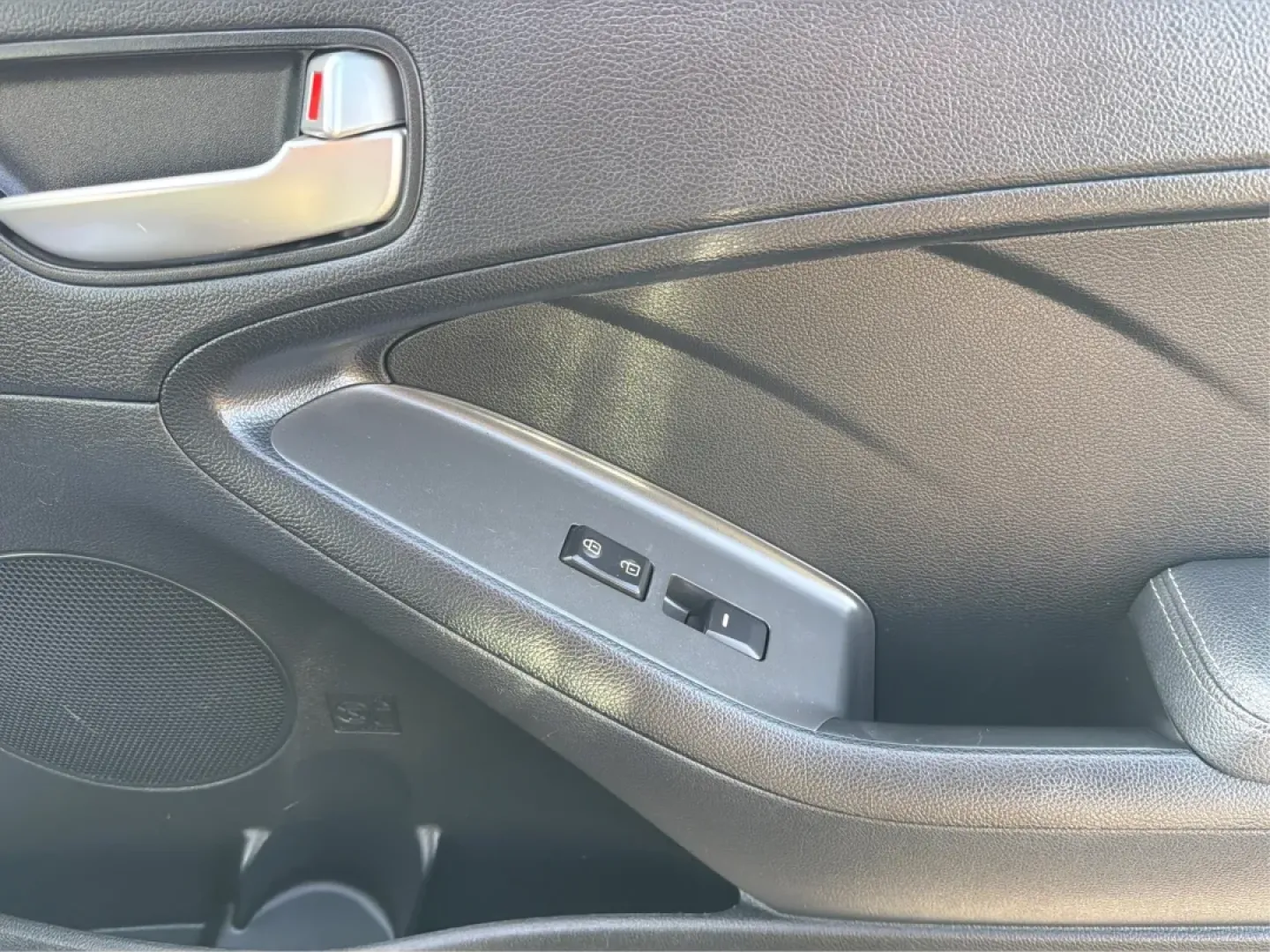 2017 Kia Forte LX (3KPFK4A79HE) with an 2L I-4 DOHC engine, located at 1184 Kauffman Ave, Fairborn, OH, 45324, (937) 908-9800, 39.807072, -84.030914 - Looking for an affordable and reliable vehicle that fits seamlessly into your everyday life? Look no further than the 2017 Kia Forte LX, available now at Advantage Car and Credit in Fairborn, OH. Whether you're commuting to work, shuttling the kids around, or heading out for weekend adventures, this - Photo#18