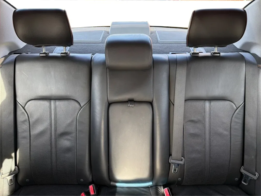 2011 Lincoln MKZ Base (3LNHL2GC5BR) with an Other engine, located at 401 Woodman Dr, Riverside, OH, 45431, (937) 908-9800, 39.760899, -84.123421 - **Elevate Your Commute with the 2011 Lincoln MKZ at Advantage Car and Credit - Riverside!**<br /> <br /> Ready to transform your daily drive into a luxurious experience? The 2011 Lincoln MKZ is the perfect vehicle for those seeking comfort without compromising on style. With its sleek black exterior - Photo#14