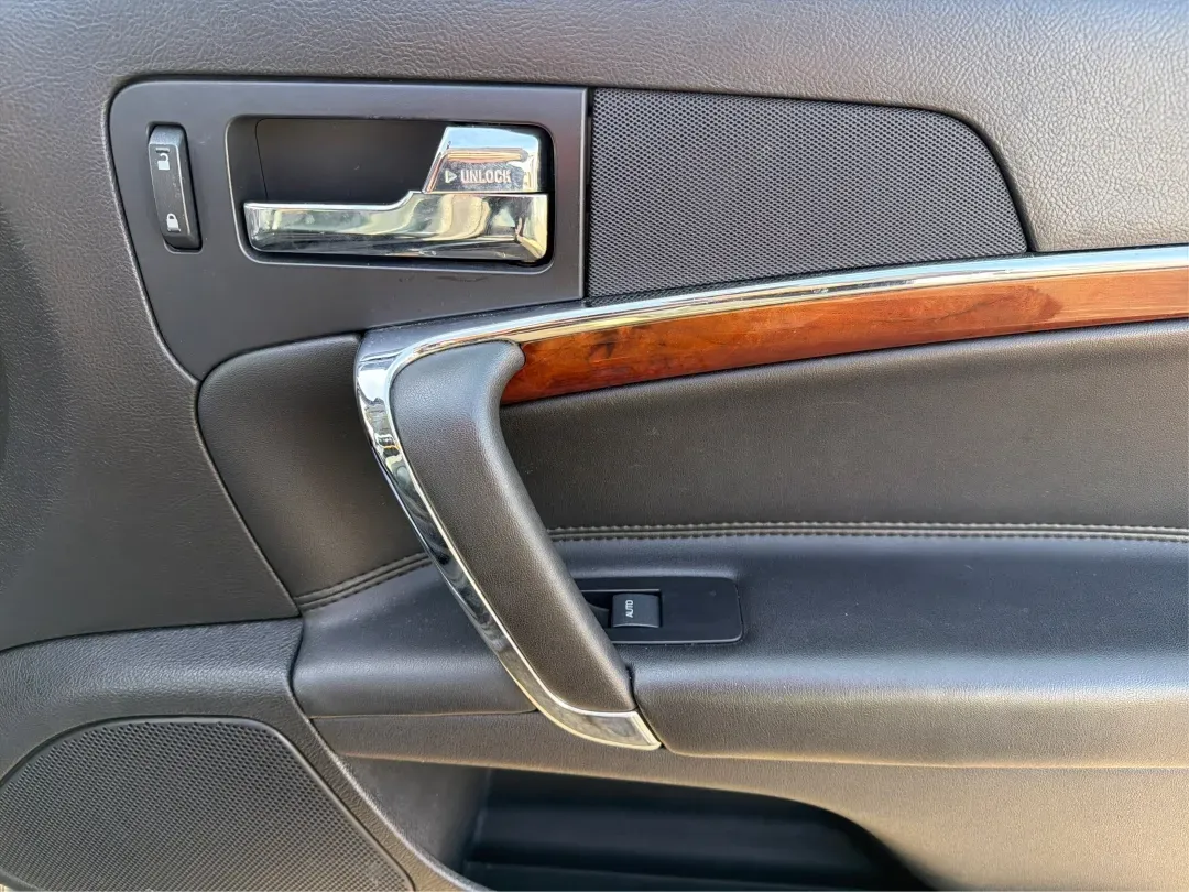 2011 Lincoln MKZ Base (3LNHL2GC5BR) with an Other engine, located at 401 Woodman Dr, Riverside, OH, 45431, (937) 908-9800, 39.760899, -84.123421 - **Elevate Your Commute with the 2011 Lincoln MKZ at Advantage Car and Credit - Riverside!**<br /> <br /> Ready to transform your daily drive into a luxurious experience? The 2011 Lincoln MKZ is the perfect vehicle for those seeking comfort without compromising on style. With its sleek black exterior - Photo#20