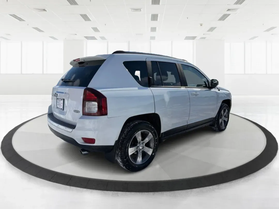 2016 Jeep Compass High Altitude Edition (1C4NJDEB4GD) with an 2.4L I-4 DOHC engine, located at 4508 South Dixie Dr, Moraine, OH, 45439, (937) 908-9800, 39.689976, -84.218452 - ### Get Ready for Your Next Adventure with the 2016 Jeep Compass High Altitude Edition!<br /> <br /> Are you an adventure seeker or a weekend warrior? The 2016 Jeep Compass High Altitude Edition is the perfect vehicle to elevate your lifestyle! Ideal for those who love hitting the trails or simply r - Photo#2