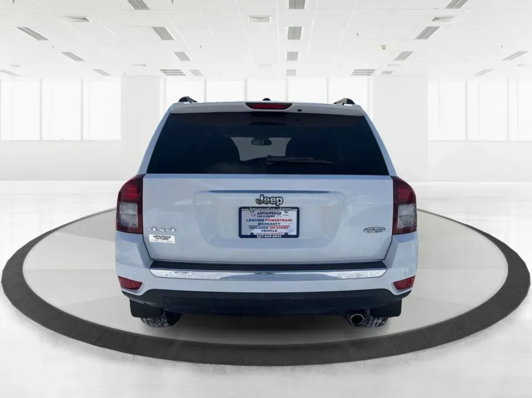 2016 Jeep Compass High Altitude Edition (1C4NJDEB4GD) with an 2.4L I-4 DOHC engine, located at 4508 South Dixie Dr, Moraine, OH, 45439, (937) 908-9800, 39.689976, -84.218452 - ### Get Ready for Your Next Adventure with the 2016 Jeep Compass High Altitude Edition!<br /> <br /> Are you an adventure seeker or a weekend warrior? The 2016 Jeep Compass High Altitude Edition is the perfect vehicle to elevate your lifestyle! Ideal for those who love hitting the trails or simply r - Photo#3