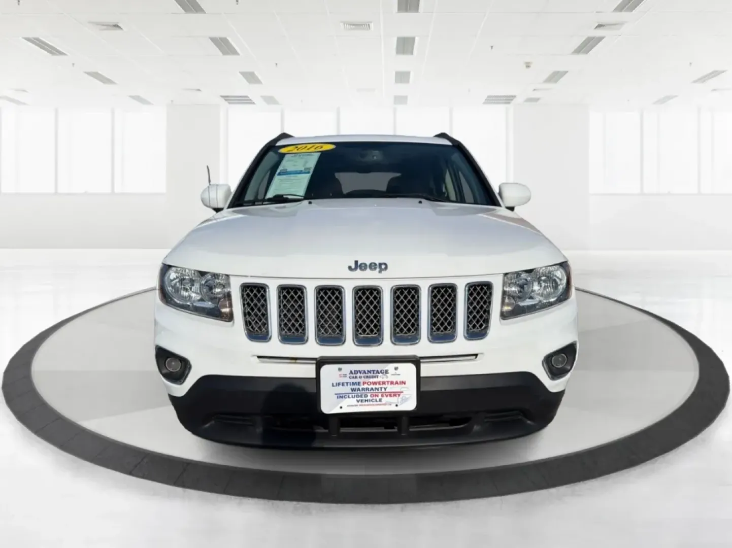 2016 Jeep Compass High Altitude Edition (1C4NJDEB4GD) with an 2.4L I-4 DOHC engine, 6A transmission, located at 4508 South Dixie Dr, Moraine, OH, 45439, (937) 908-9800, 39.689976, -84.218452 - ### Get Ready for Your Next Adventure with the 2016 Jeep Compass High Altitude Edition!<br /> <br /> Are you an adventure seeker or a weekend warrior? The 2016 Jeep Compass High Altitude Edition is the perfect vehicle to elevate your lifestyle! Ideal for those who love hitting the trails or simply r - Photo#7