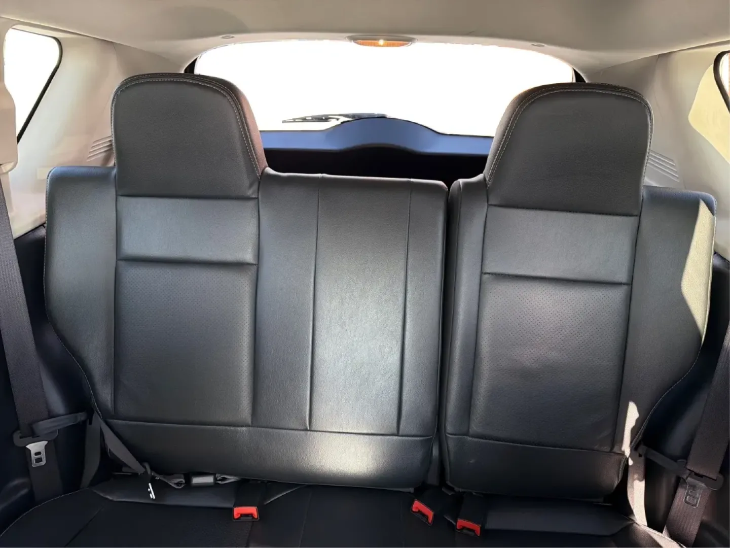 2016 Jeep Compass High Altitude Edition (1C4NJDEB4GD) with an 2.4L I-4 DOHC engine, 6A transmission, located at 4508 South Dixie Dr, Moraine, OH, 45439, (937) 908-9800, 39.689976, -84.218452 - ### Get Ready for Your Next Adventure with the 2016 Jeep Compass High Altitude Edition!<br /> <br /> Are you an adventure seeker or a weekend warrior? The 2016 Jeep Compass High Altitude Edition is the perfect vehicle to elevate your lifestyle! Ideal for those who love hitting the trails or simply r - Photo#14