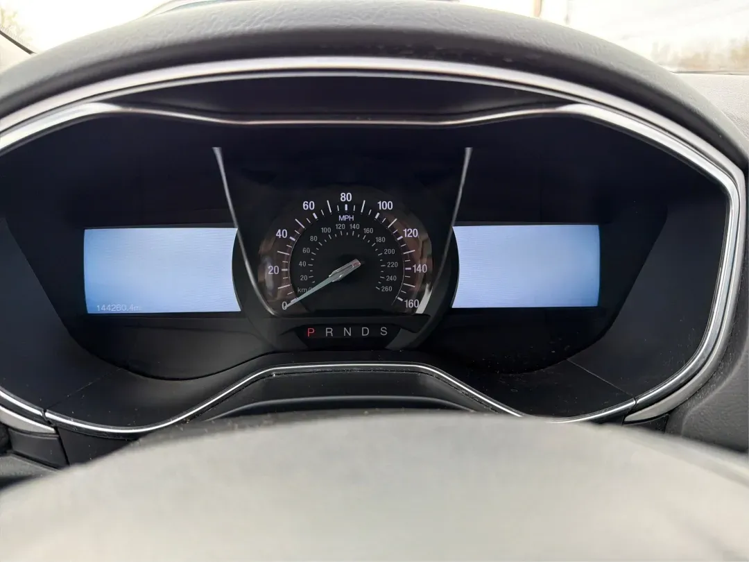 2015 Ford Fusion SE (3FA6P0H78FR) with an Other engine, located at 4508 South Dixie Dr, Moraine, OH, 45439, (937) 908-9800, 39.689976, -84.218452 - Discover the perfect blend of style, comfort, and reliability with this stunning 2015 Ford Fusion SE, available now at Advantage Car and Credit in Moraine, OH! Whether you're commuting to work, shuttling kids to school, or embarking on weekend adventures, this sleek sedan is designed to fit seamless - Photo#14