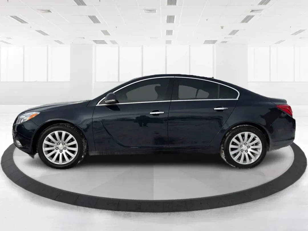 2013 Buick Regal Turbo - Premium 1 (2G4GS5EV0D9) with an ECOTEC 2L I-4 gasoline direct injection engine, located at 1951 S Dayton Lakeview Rd., New Carlisle, OH, 45344, (937) 908-9800, 39.890999, -84.050255 - **Experience Luxury and Performance with the 2013 Buick Regal Turbo - Premium 1 at Advantage Car and Credit in New Carlisle!**<br /> <br /> If you're looking for a versatile sedan that combines luxury, performance, and affordability, the 2013 Buick Regal Turbo - Premium 1 is the perfect fit for you. - Photo#5