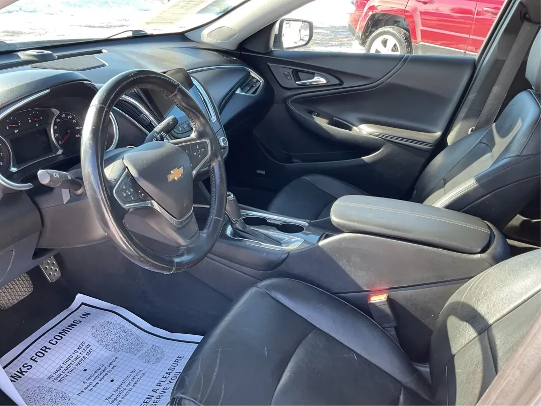 2016 Chevrolet Malibu 1LT (1G1ZE5ST6GF) with an ECOTEC 1.5L I-4 gasoline direct injection engine, located at 401 Woodman Dr, Riverside, OH, 45431, (937) 908-9800, 39.760899, -84.123421 - **Elevate Your Commute with the Exceptional 2016 Chevrolet Malibu 1LT** <br /> <br /> Are you searching for a reliable sedan that balances style, comfort, and performance? Look no further than the 2016 Chevrolet Malibu 1LT, available at Advantage Car and Credit in Riverside, OH. Perfect for both you - Photo#9