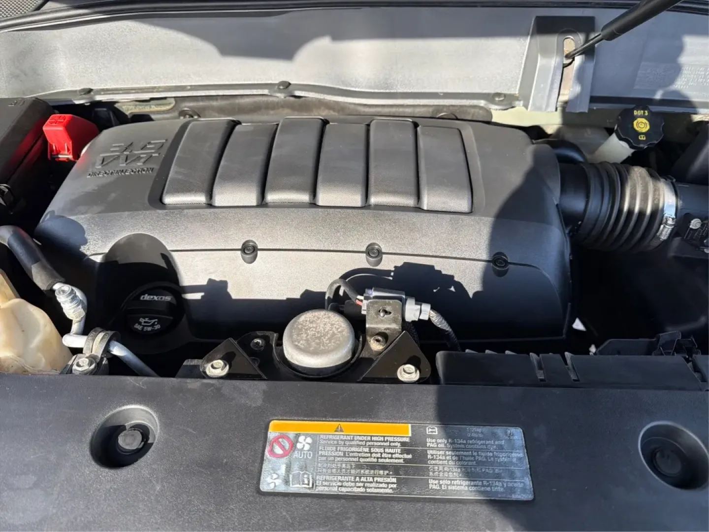 2015 GMC Acadia SLT-1 (1GKKVRKD6FJ) with an 3.6L V-6 gasoline direct injection engine, located at 1230 East Main St, Xenia, OH, 45385, (937) 908-9800, 39.688026, -83.910172 - **Experience Adventure and Comfort with the 2015 GMC Acadia at Advantage Car and Credit - Xenia!**<br /> <br /> Are you searching for the perfect vehicle to accommodate your growing family, make weekend adventures a breeze, or tackle your daily commute with style? Look no further than this stunning - Photo#11