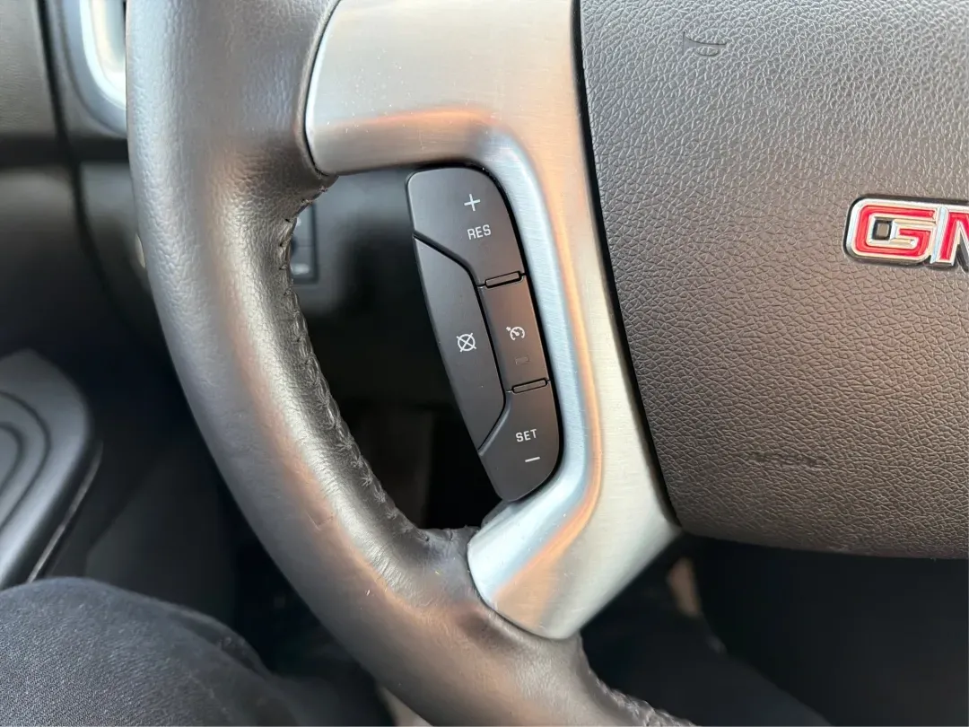 2015 GMC Acadia SLT-1 (1GKKVRKD6FJ) with an 3.6L V-6 gasoline direct injection engine, located at 1230 East Main St, Xenia, OH, 45385, (937) 908-9800, 39.688026, -83.910172 - **Experience Adventure and Comfort with the 2015 GMC Acadia at Advantage Car and Credit - Xenia!**<br /> <br /> Are you searching for the perfect vehicle to accommodate your growing family, make weekend adventures a breeze, or tackle your daily commute with style? Look no further than this stunning - Photo#16