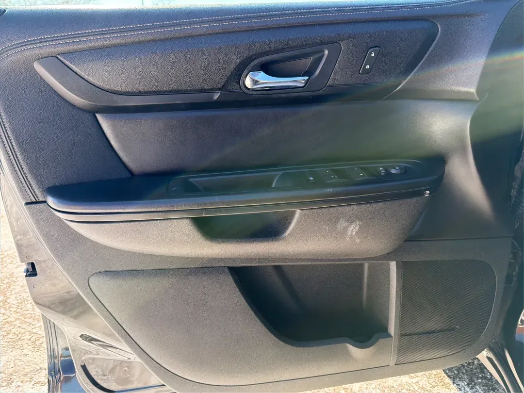 2016 GMC Acadia SLE-1 (1GKKVNED4GJ) with an 3.6L V-6 gasoline direct injection engine, located at 1099 N County Rd 25A, Troy, OH, 45373, (937) 908-9800, 40.057079, -84.212883 - **Adventure Awaits with the 2016 GMC Acadia at Advantage Car and Credit - Troy!**<br /> <br /> When it comes to family outings or weekend getaways, the 2016 GMC Acadia is your perfect travel companion. Designed for those who crave the ideal blend of comfort, space, and versatility, this SUV is just - Photo#19