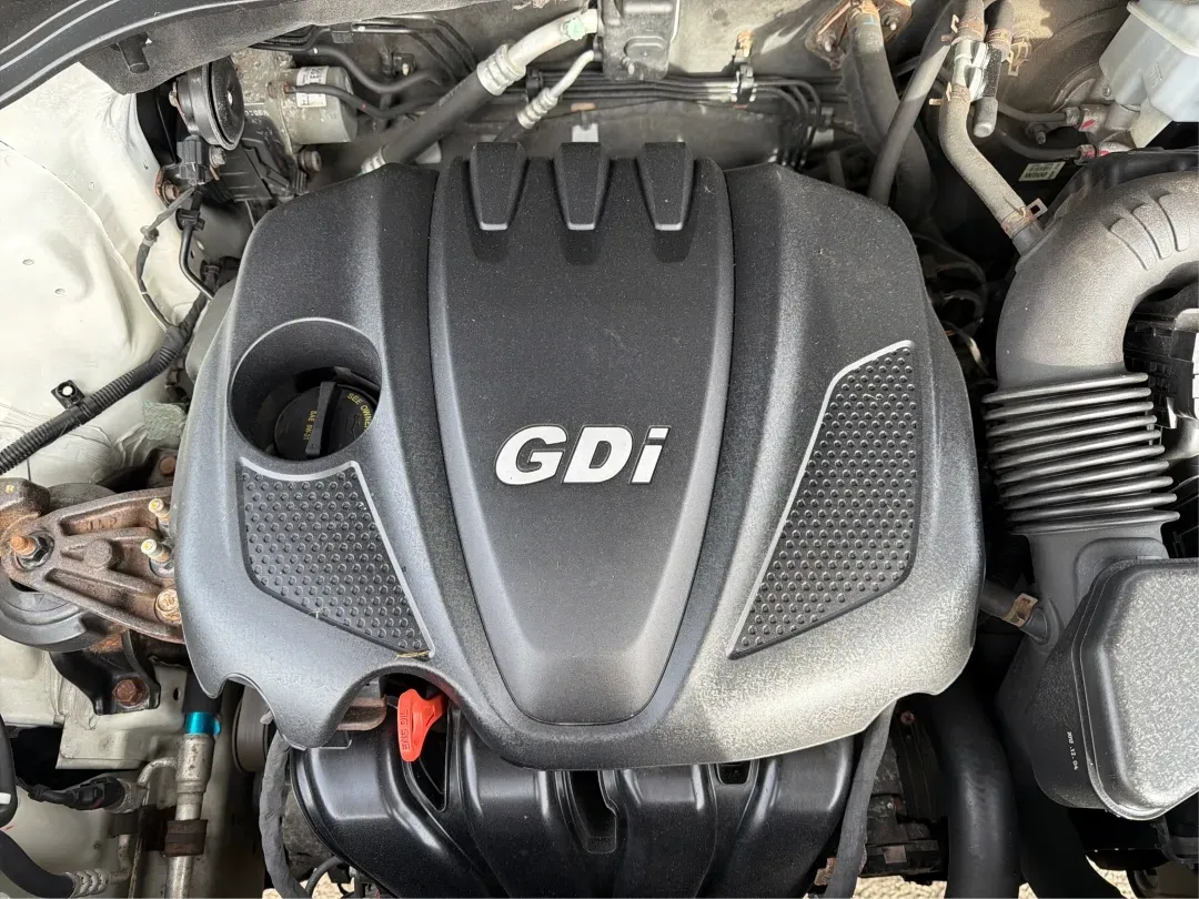 2013 Hyundai Santa Fe Sport (5XYZT3LB2DG) with an Theta II 2.4L I-4 gasoline direct injection engine, located at 1184 Kauffman Ave, Fairborn, OH, 45324, (937) 908-9800, 39.807072, -84.030914 - **Adventure Awaits: Drive the 2013 Hyundai Santa Fe Sport in Fairborn, OH!**<br /> <br /> Are you ready to elevate your lifestyle while enjoying the freedom of the open road? Look no further than the stunning 2013 Hyundai Santa Fe Sport, available now at Advantage Car and Credit in Fairborn, OH! Thi - Photo#11