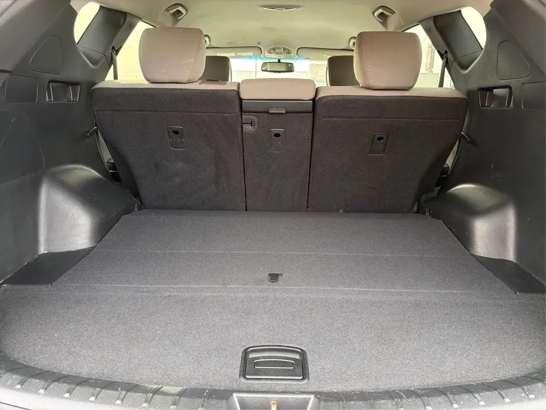 2013 Hyundai Santa Fe Sport (5XYZT3LB2DG) with an Theta II 2.4L I-4 gasoline direct injection engine, located at 1184 Kauffman Ave, Fairborn, OH, 45324, (937) 908-9800, 39.807072, -84.030914 - **Adventure Awaits: Drive the 2013 Hyundai Santa Fe Sport in Fairborn, OH!**<br /> <br /> Are you ready to elevate your lifestyle while enjoying the freedom of the open road? Look no further than the stunning 2013 Hyundai Santa Fe Sport, available now at Advantage Car and Credit in Fairborn, OH! Thi - Photo#12