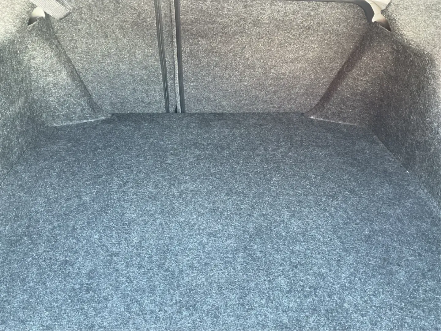 2015 Nissan Altima 2.5 S (1N4AL3AP4FC) with an 2.5L I-4 DOHC engine, located at 401 Woodman Dr, Riverside, OH, 45431, (937) 908-9800, 39.760899, -84.123421 - **Discover Adventure and Comfort with the 2015 Nissan Altima at Advantage Car and Credit - Riverside!**<br /> <br /> Are you ready to elevate your daily commute or embark on weekend adventures without breaking the bank? Say hello to the 2015 Nissan Altima, available now at Advantage Car and Credit i - Photo#12