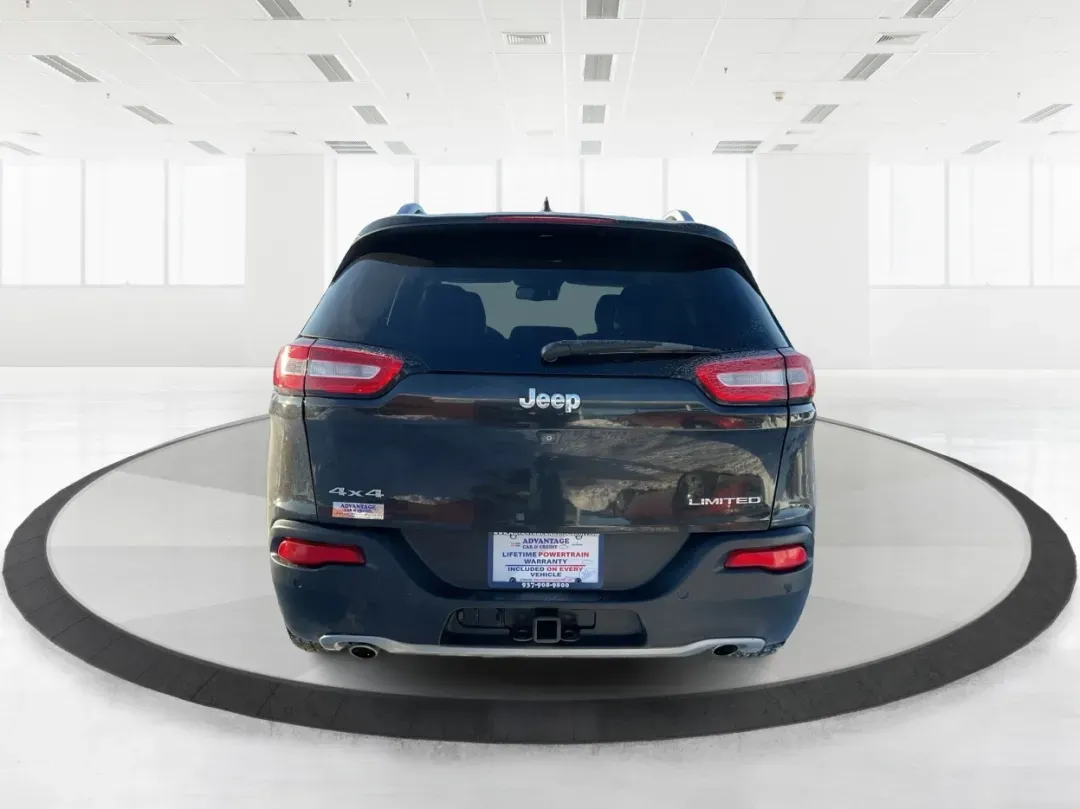 2014 Jeep Cherokee Limited (1C4PJMDS5EW) with an Other engine, located at 1099 N County Rd 25A, Troy, OH, 45373, (937) 908-9800, 40.057079, -84.212883 - Discover the perfect blend of versatility and style with the 2014 Jeep Cherokee Limited, now available at Advantage Car and Credit in Troy, OH! Whether you're navigating the daily grind or embarking on weekend adventures, this crossover SUV is designed to enhance your lifestyle, making it an ideal c - Photo#3