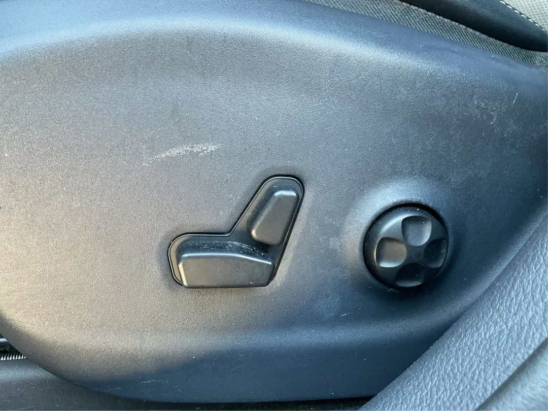 2014 Jeep Cherokee Limited (1C4PJMDS5EW) with an Other engine, located at 1099 N County Rd 25A, Troy, OH, 45373, (937) 908-9800, 40.057079, -84.212883 - Discover the perfect blend of versatility and style with the 2014 Jeep Cherokee Limited, now available at Advantage Car and Credit in Troy, OH! Whether you're navigating the daily grind or embarking on weekend adventures, this crossover SUV is designed to enhance your lifestyle, making it an ideal c - Photo#18