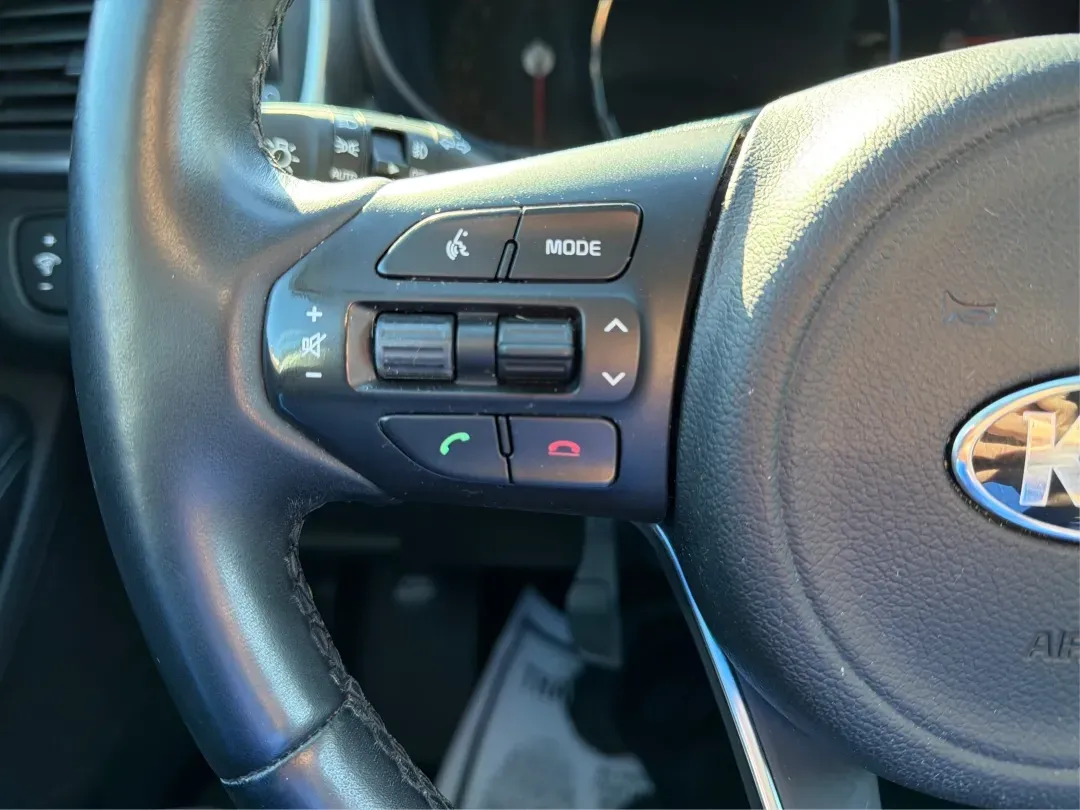 2018 Kia Sorento 2.0T EX (5XYPHDA11JG) with an 2L I-4 gasoline direct injection engine, 6A transmission, located at 880 E. National Road, Vandalia, OH, 45377, (937) 908-9800, 39.891918, -84.183594 - Experience the freedom of adventure with the 2018 Kia Sorento EX, available at Advantage Car and Credit in Vandalia, OH! This SUV is not just a vehicle; it's a companion for families, commuters, and weekend explorers alike. With its robust features and versatile design, the Sorento is perfect for ev - Photo#16