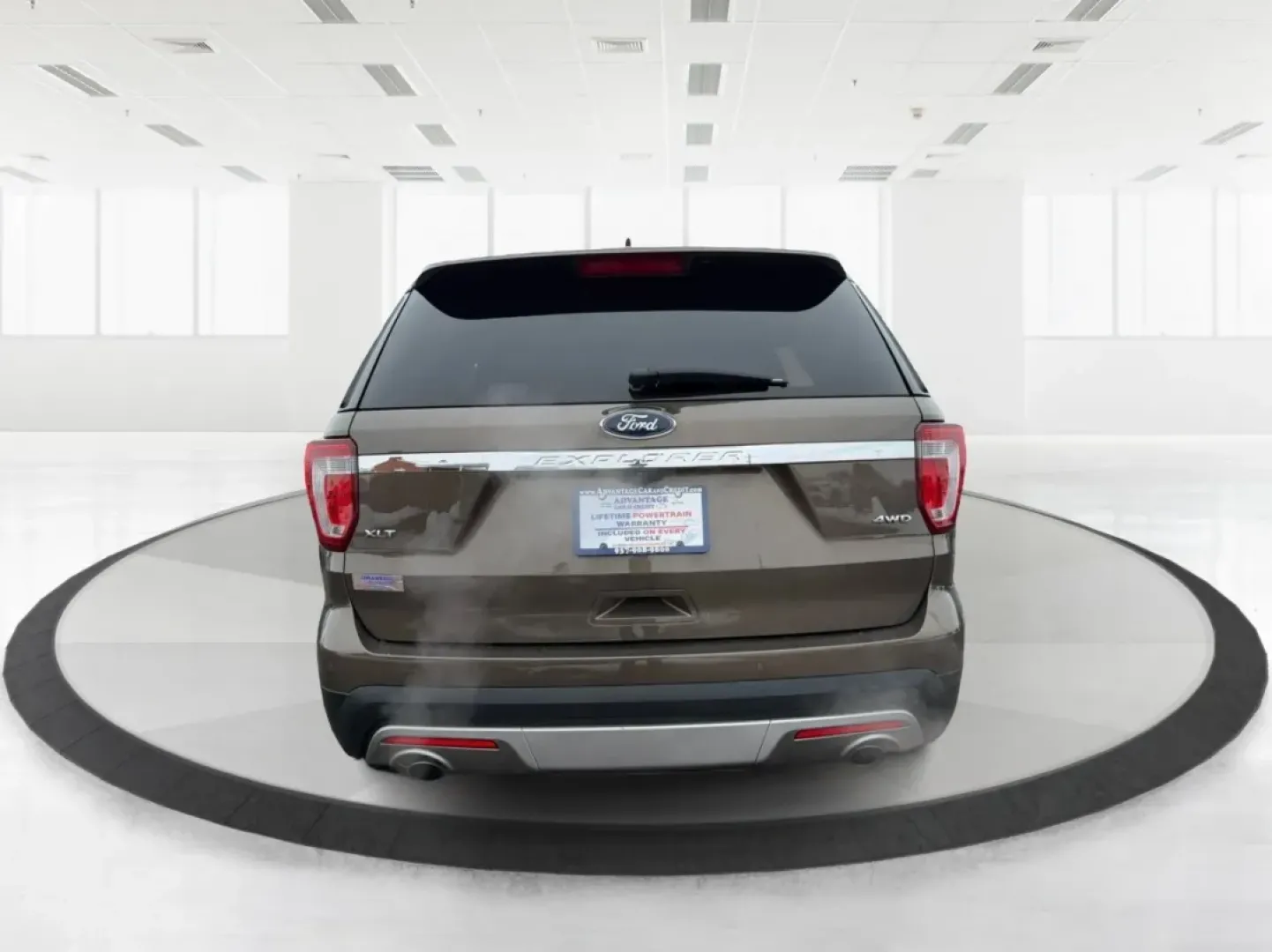 2016 Ford Explorer XLT (1FM5K8D89GG) with an EcoBoost 2.3L I-4 gasoline direct injection engine, 6-Speed Automatic transmission, located at 1951 S Dayton Lakeview Rd., New Carlisle, OH, 45344, (937) 908-9800, 39.890999, -84.050255 - Looking for a versatile and reliable vehicle that can accommodate your family adventures, weekend getaways, and daily commutes? Look no further than the 2016 Ford Explorer XLT, available now at Advantage Car and Credit in New Carlisle, OH. With a spacious interior and advanced technology features, t - Photo#3