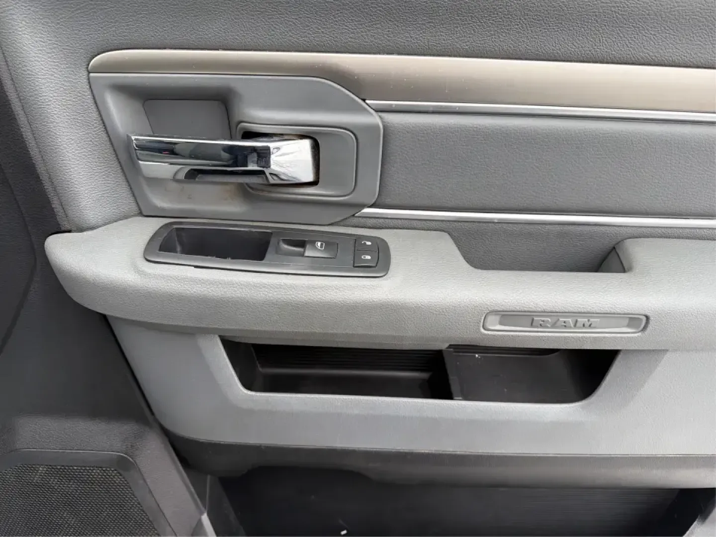 2016 Ram 1500 Big Horn (3C6RR7LT1GG) with an HEMI 5.7L V-8 variable valve control engine, 6A transmission, located at 8750 N County Rd 25A, Piqua, OH, 45356, (937) 908-9800, 40.164391, -84.232513 - ### Unleash Your Adventurous Spirit with the 2016 Ram 1500 Big Horn at Advantage Car and Credit - Piqua!<br /> <br /> Are you searching for the perfect truck that seamlessly combines power, comfort, and reliability for your next weekend getaway or daily commute? Look no further than the 2016 Ram 150 - Photo#19