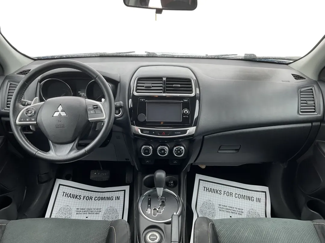 2015 Mitsubishi Outlander SE (4A4AR4AU6FE) with an 2L I-4 DOHC engine, located at 401 Woodman Dr, Riverside, OH, 45431, (937) 908-9800, 39.760899, -84.123421 - **Discover Your Next Adventure with the 2015 Mitsubishi Outlander SE at Advantage Car and Credit - Riverside!**<br /> <br /> Are you ready to elevate your family outings or weekend getaways? The 2015 Mitsubishi Outlander SE is the perfect companion for those who crave versatility and comfort. Design - Photo#16