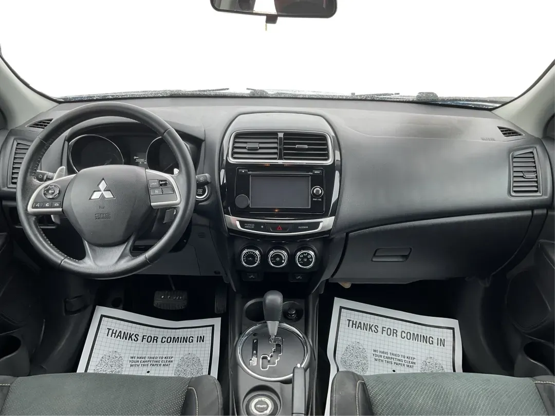 2015 Mitsubishi Outlander SE (4A4AR4AU6FE) with an 2L I-4 DOHC engine, located at 401 Woodman Dr, Riverside, OH, 45431, (937) 908-9800, 39.760899, -84.123421 - **Discover Your Next Adventure with the 2015 Mitsubishi Outlander SE at Advantage Car and Credit - Riverside!**<br /> <br /> Are you ready to elevate your family outings or weekend getaways? The 2015 Mitsubishi Outlander SE is the perfect companion for those who crave versatility and comfort. Design - Photo#17