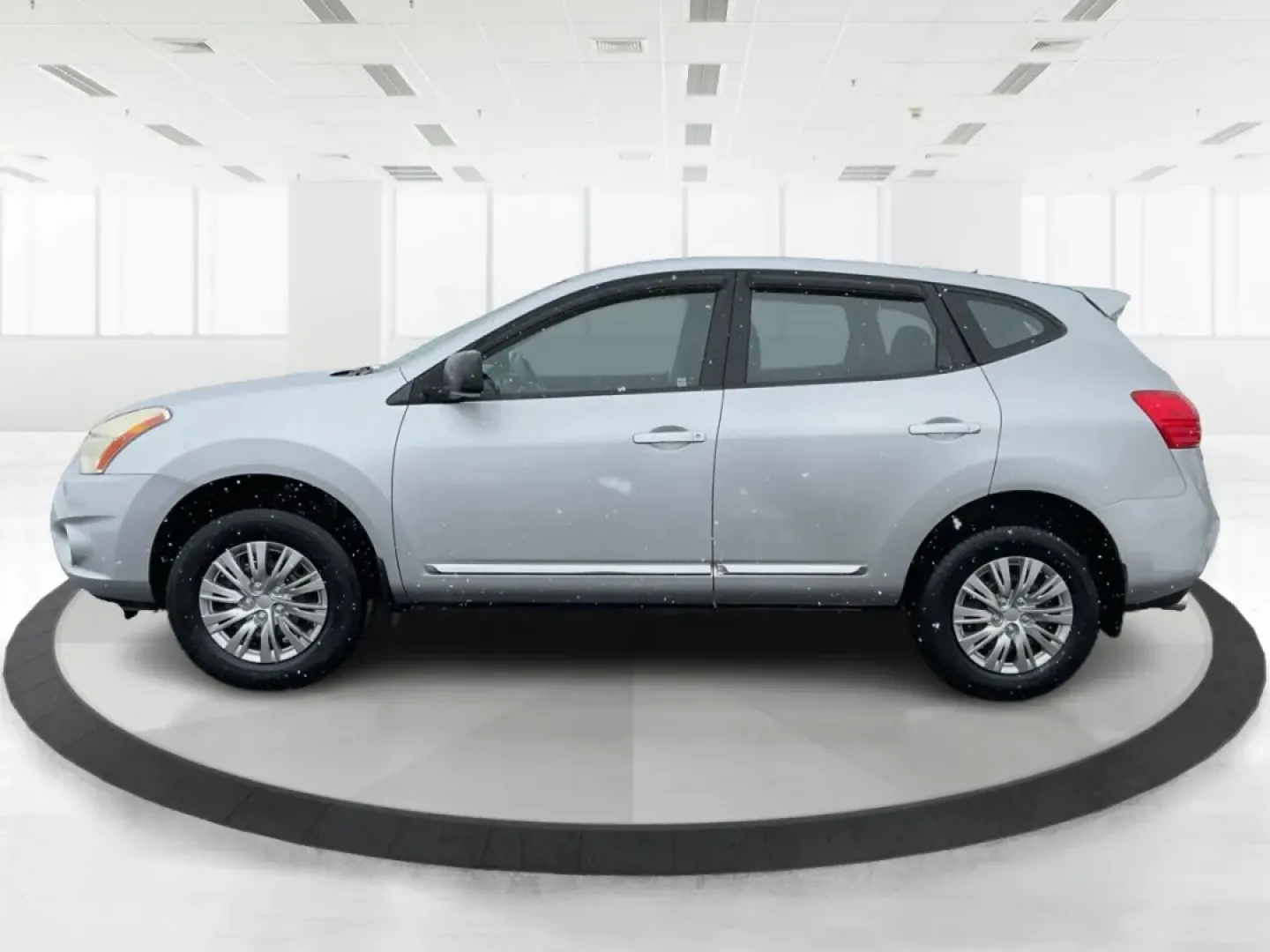 2013 Nissan Rogue S (JN8AS5MV9DW) with an 2.5L I-4 DOHC engine, Continuously Variable Transmission transmission, located at 880 E. National Road, Vandalia, OH, 45377, (937) 908-9800, 39.891918, -84.183594 - Need an SUV that can handle Ohio weather, fit real life, and still stay easy on the budget? This **2013 Nissan Rogue S AWD** is a smart pick for commuters heading up I75, parents juggling school drop-offs, and weekend explorers who like a little extra traction when the roads get slick. Finished in * - Photo#5