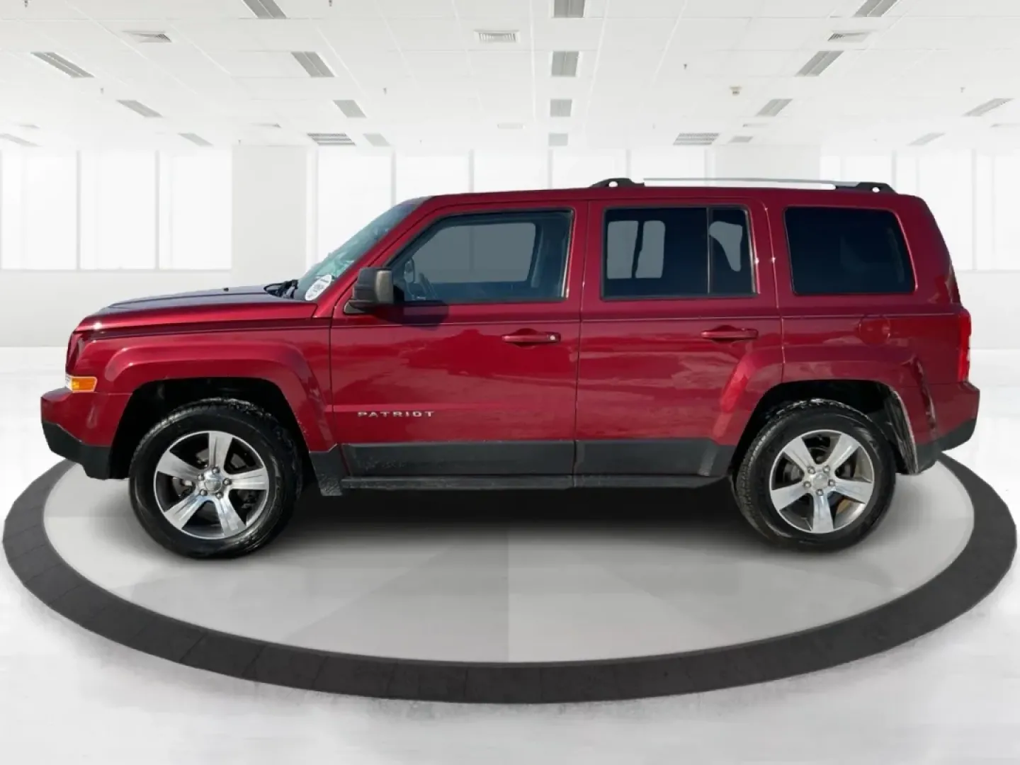 2017 Jeep Patriot High Altitude 4x4 (1C4NJRFB4HD) with an 2.4L I-4 DOHC engine, located at 8750 N County Rd 25A, Piqua, OH, 45356, (937) 908-9800, 40.164391, -84.232513 - Weekend getaways to Indian Lake, snowy commutes up I75, or daily school-and-work runs around Miami County-this 2017 Jeep Patriot High Altitude 4x4 is built for the kind of life that doesn't pause for Ohio weather. With SUV versatility, confident 4WD capability, and a comfortable, well-equipped cabin - Photo#5