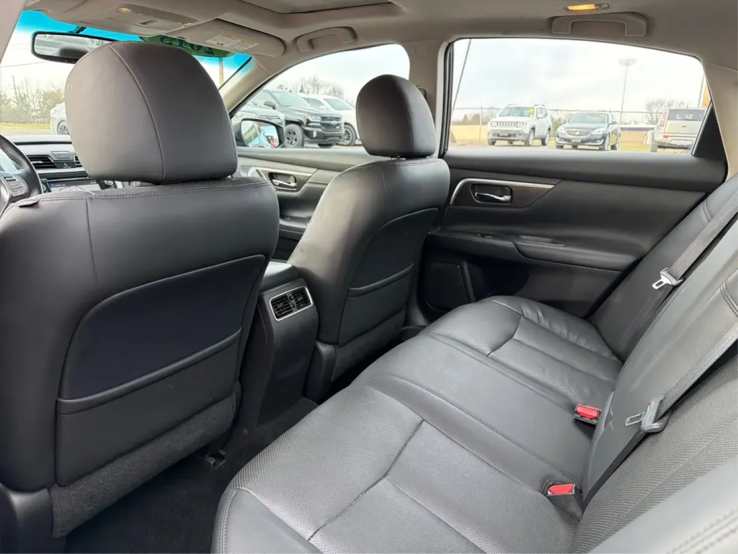 2015 Nissan Altima 2.5 SL (1N4AL3AP4FC) with an 2.5L I-4 DOHC engine, Continuously Variable Transmission transmission, located at 401 Woodman Dr, Riverside, OH, 45431, (937) 908-9800, 39.760899, -84.123421 - Picture your next week going smoother: a comfortable sedan for the daily drive down I-675, an easy run to The Greene for errands, and a relaxed weekend cruise along the river near Eastwood MetroPark-all without stretching your budget. This 2015 Nissan Altima 2.5 SL in Storm is a smart fit for commut - Photo#10