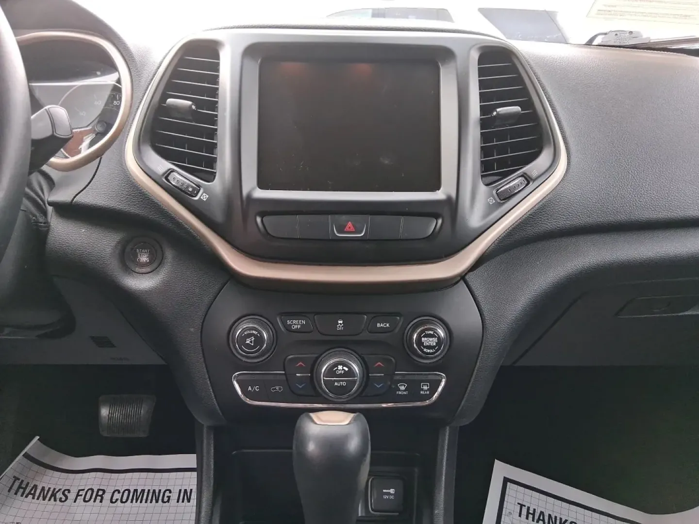 2014 Jeep Cherokee Limited (1C4PJLDB5EW) with an 2.4L L4 DOHC 16V engine, 9-Speed Automatic transmission, located at 401 Woodman Dr, Riverside, OH, 45431, (937) 908-9800, 39.760899, -84.123421 - Picture your next Ohio weekend: loading up the cooler, pointing the hood toward Eastwood MetroPark, and cruising I-675 or US35 with room for friends, gear, and comfort. This 2014 Jeep Cherokee Limited is the kind of crossover that fits real life in Riverside-school runs, long commutes to Wright-Patt - Photo#13