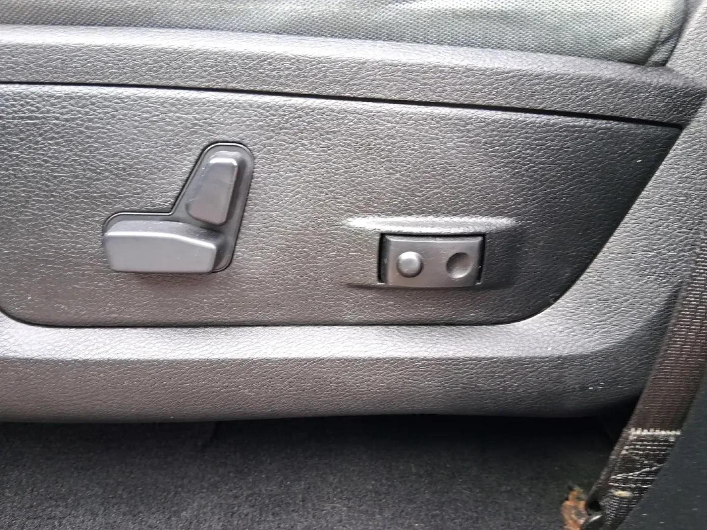 2017 Ram 1500 Big Horn Quad Cab 4x4 6'4 Box (1C6RR7GT3HS) with an 5.7L V8 OHV 16V engine, 8A transmission, located at 8750 N County Rd 25A, Piqua, OH, 45356, (937) 908-9800, 40.164391, -84.232513 - Need a truck that can handle Ohio winters, weekend projects, and the kind of road trips that start with a full cooler and end at Indian Lake? This 2017 Ram 1500 Big Horn Quad Cab 4x4 is built for real life-commuters who want confidence in bad weather, families who need space for everyone's gear, and - Photo#17