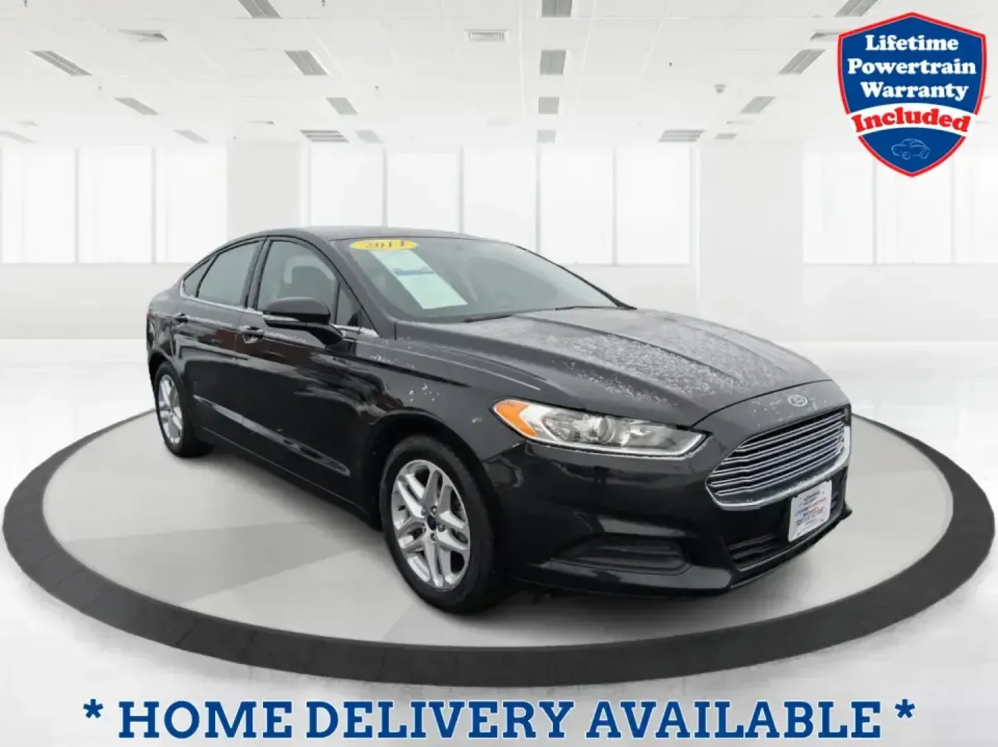 2014 Ford Fusion SE (1FA6P0H77E5) with an 2.5L L4 DOHC 16V engine, Automatic transmission, located at 1230 East Main St, Xenia, OH, 45385, (937) 908-9800, 39.688026, -83.910172 - Need a dependable sedan for the daily commute up I75, school drop-offs around Vandalia-Butler City Schools, and comfortable weekend drives to the National Museum of the U.S. Air Force? This 2014 Ford Fusion SE is built for real life-smooth on longer stretches of E. National Road, easy to park for er - Photo#0