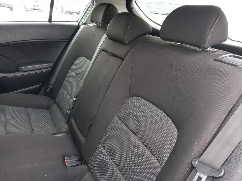 2018 Kia Forte LX (KNAFK5A89J5) with an 2L I-4 DOHC engine, 6A transmission, located at 8750 N County Rd 25A, Piqua, OH, 45356, (937) 908-9800, 40.164391, -84.232513 - Need a smart, budget-friendly ride that can handle daily commutes to Dayton, quick grocery runs, and spontaneous weekend trips without feeling cramped? This 2018 Kia Forte LX Hatchback in Gravity Blue is built for real-life driving in and around New Carlisle-easy to park, efficient to live with, and - Photo#10