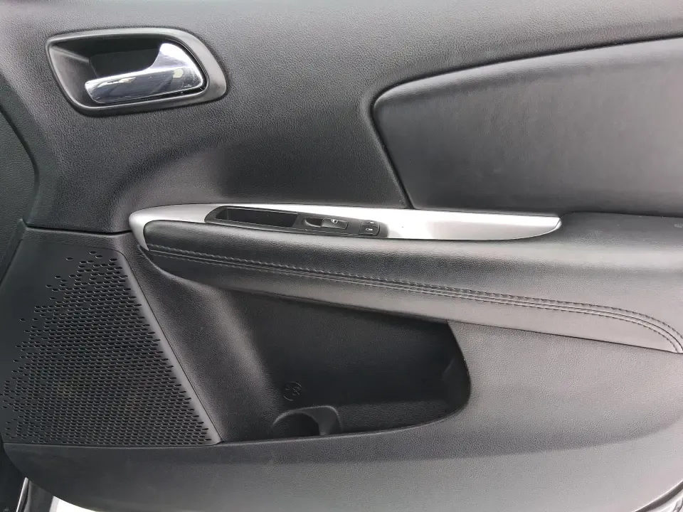 2018 Dodge Journey SE (3C4PDCAB9JT) with an Tigershark MultiAir 2.4L I-4 DOHC engine, 4A transmission, located at 880 E. National Road, Vandalia, OH, 45377, (937) 908-9800, 39.891918, -84.183594 - Need a practical SUV that can handle school drop-offs, grocery runs, and weekend trips up I75 without blowing your budget? This 2018 Dodge Journey SE in Pitch Black Clearcoat is built for real life in West Central Ohio-roomy enough for growing families, comfortable for long commutes, and flexible fo - Photo#18