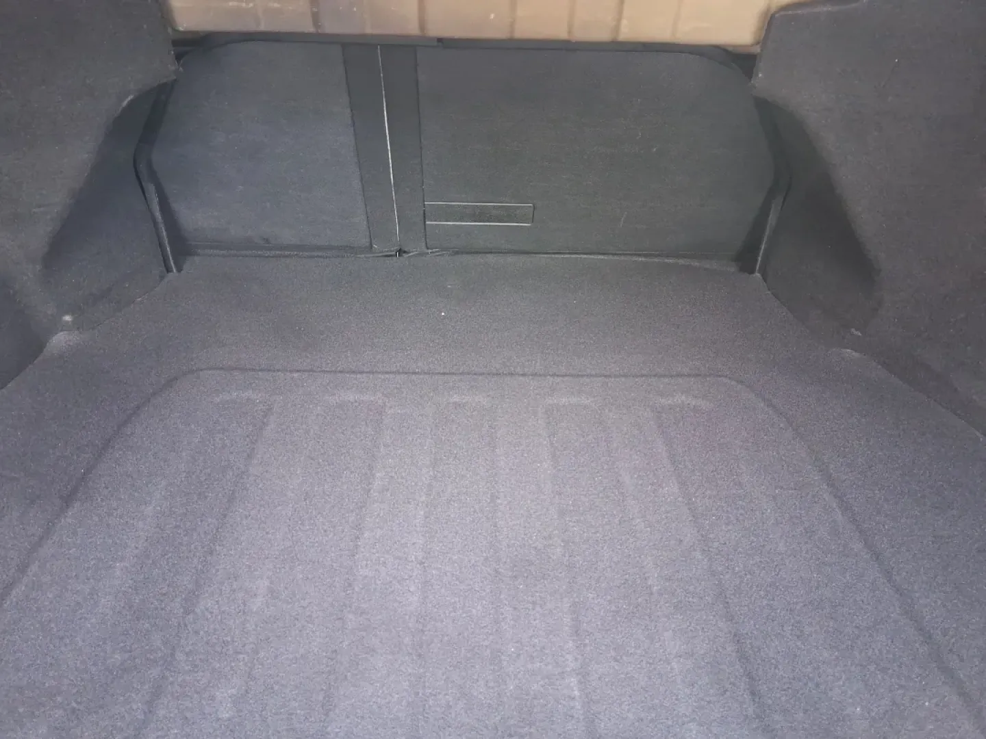 2015 Kia Optima EX (5XXGN4A78FG) with an Theta II 2.4L I-4 gasoline direct injection engine, 6-Speed Automatic transmission, located at 401 Woodman Dr, Riverside, OH, 45431, (937) 908-9800, 39.760899, -84.123421 - If your week is packed with I675 commuting, school drop-offs, and the occasional dinner run to The Greene or a weekend drive out toward Wright-Patterson Air Force Base, this 2015 Kia Optima EX is the kind of sedan that keeps life moving comfortably-without draining your budget. Finished in sleek Ebo - Photo#13