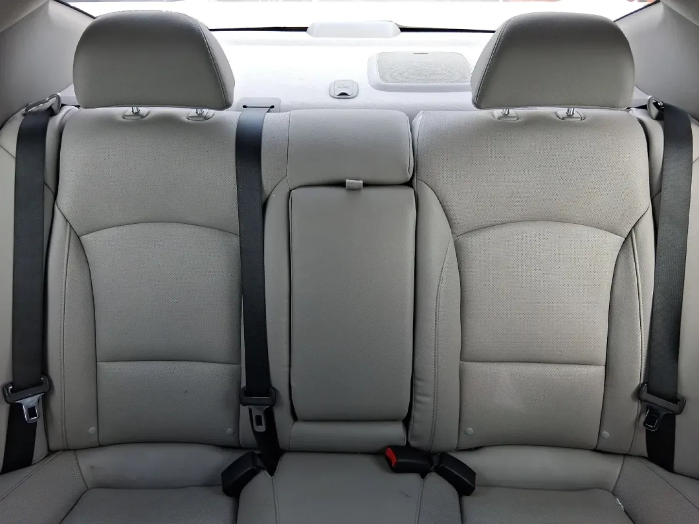 2015 Kia Optima EX (5XXGN4A78FG) with an Theta II 2.4L I-4 gasoline direct injection engine, 6-Speed Automatic transmission, located at 401 Woodman Dr, Riverside, OH, 45431, (937) 908-9800, 39.760899, -84.123421 - If your week is packed with I675 commuting, school drop-offs, and the occasional dinner run to The Greene or a weekend drive out toward Wright-Patterson Air Force Base, this 2015 Kia Optima EX is the kind of sedan that keeps life moving comfortably-without draining your budget. Finished in sleek Ebo - Photo#15