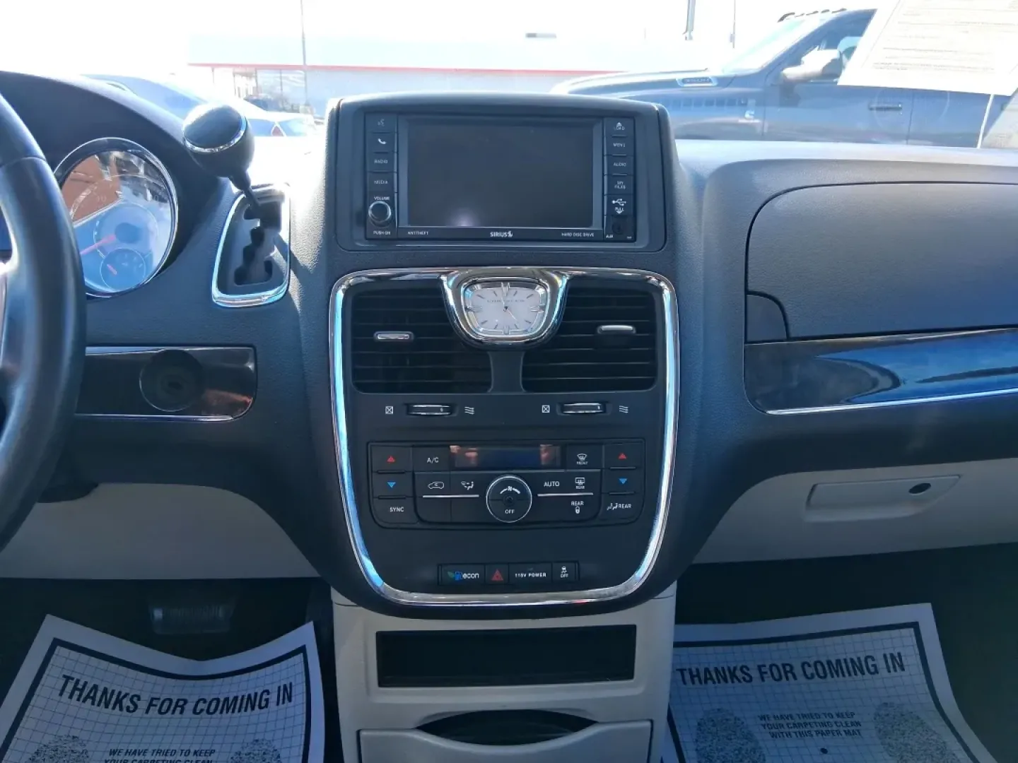 2015 Chrysler Town and Country Touring (2C4RC1BG1FR) with an 3.6L V-6 DOHC engine, 6-Speed Automatic transmission, located at 880 E. National Road, Vandalia, OH, 45377, (937) 908-9800, 39.891918, -84.183594 - Pack up the kids, load the cooler, and point the nose toward a weekend road trip-this 2015 Chrysler Town and Country Touring is built for real life in West Central Ohio. Whether you're shuttling a growing family to school and sports, commuting from Piqua to Troy, or planning an easy getaway up I-7 - Photo#13