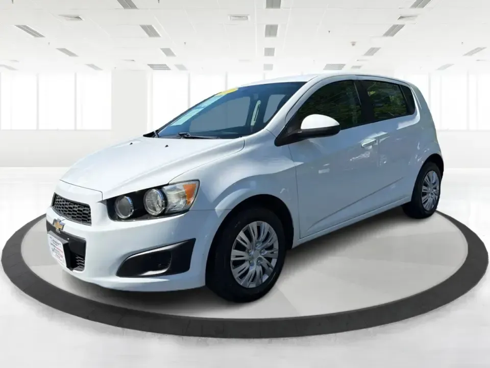2016 Chevrolet Sonic LS Auto (1G1JA6SH4G4) with an 1.8L L4 DOHC 24V engine, 6A transmission, located at 1230 East Main St, Xenia, OH, 45385, (937) 908-9800, 39.688026, -83.910172 - Need a smart, budget-friendly commuter that's also ready for weekend errands, downtown parking, and quick road trips to Yellow Springs? This 2016 Chevrolet Sonic LS Auto Hatchback in Summit White fits real-life driving in and around Xenia, Ohio-easy to maneuver, efficient to run, and versatile enoug - Photo#8