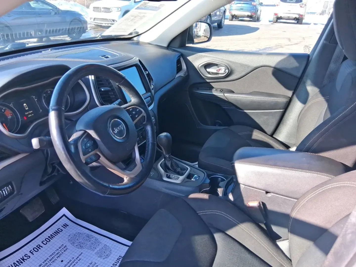 2016 Jeep Cherokee Altitude (1C4PJMCB5GW) with an 2.4L L4 DOHC 16V engine, 9A transmission, located at 880 E. National Road, Vandalia, OH, 45377, (937) 908-9800, 39.891918, -84.183594 - Picture your next weekend: a quick grocery run to the Meijer on Benchwood, a family visit across town, then a spontaneous road trip up I75 with the cargo area packed and the confidence of 4WD when Ohio weather changes its mind. This 2016 Jeep Cherokee Altitude is the kind of versatile crossover that - Photo#9