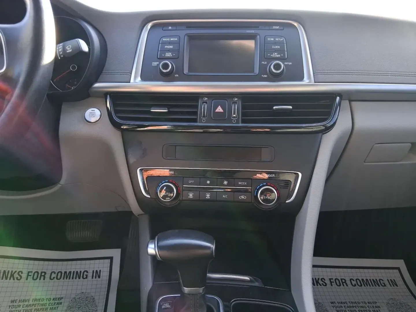 2016 Kia Optima EX (5XXGU4L31GG) with an Theta II 2.4L I-4 gasoline direct injection engine, 6A transmission, located at 880 E. National Road, Vandalia, OH, 45377, (937) 908-9800, 39.891918, -84.183594 - Whether you're a busy commuter heading down I75, a rideshare driver stacking miles, or a small family looking for a comfortable sedan for school runs and weekend errands, this 2016 Kia Optima EX is built for real-life driving in and around Vandalia, Ohio. Finished in Snow White Pearl, it delivers th - Photo#13