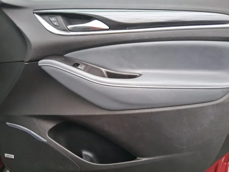 2019 Buick Enclave AWD Premium (5GAEVBKW2KJ) with an 3.6L V-6 gasoline direct injection engine, 9A transmission, located at 1951 S Dayton Lakeview Rd., New Carlisle, OH, 45344, (937) 908-9800, 39.890999, -84.050255 - Pack the family, load up the groceries, and still have room for a spontaneous weekend getaway-this 2019 Buick Enclave AWD Premium is built for real life in Ohio. Whether you're commuting toward Dayton, shuttling kids to activities, or planning a road trip that starts on I70 and ends with a sunset at - Photo#18