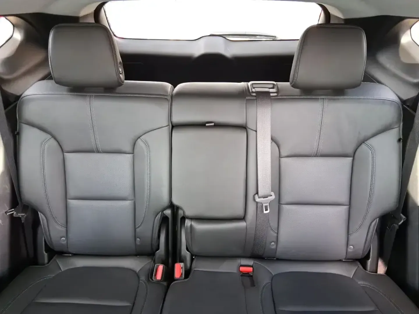 2019 Chevrolet Blazer LT (3GNKBHRS7KS) with an 3.6L V6 DOHC 24V engine, 9A transmission, located at 8750 N County Rd 25A, Piqua, OH, 45356, (937) 908-9800, 40.164391, -84.232513 - Whether you're shuttling kids to practice, commuting from Xenia to Beavercreek, or packing up for a weekend escape to John Bryan State Park, this 2019 Chevrolet Blazer LT is built for real life-roomy, confident, and ready for Ohio weather. Finished in a bold Red exterior and equipped with 4WD/AWD, t - Photo#14